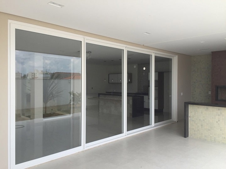 Esquadrias de alumínio: conheça cada modelo e suas vantagens